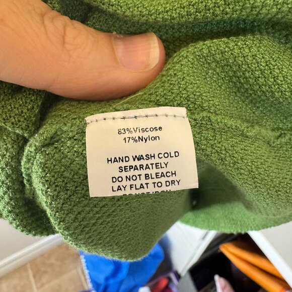 Unique Vintage Green Cardigan w/ Peach Embroidery – 2X/3X - Picture 11 of 11